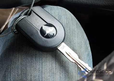 2013 Ford Mustang V6 Premium z USA, uszkodzony, nr VIN 1ZVBP8AM9D5258544